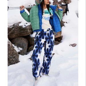 NWT FP Movement Bunny Slope Printed Ski Pants / Blue Print
